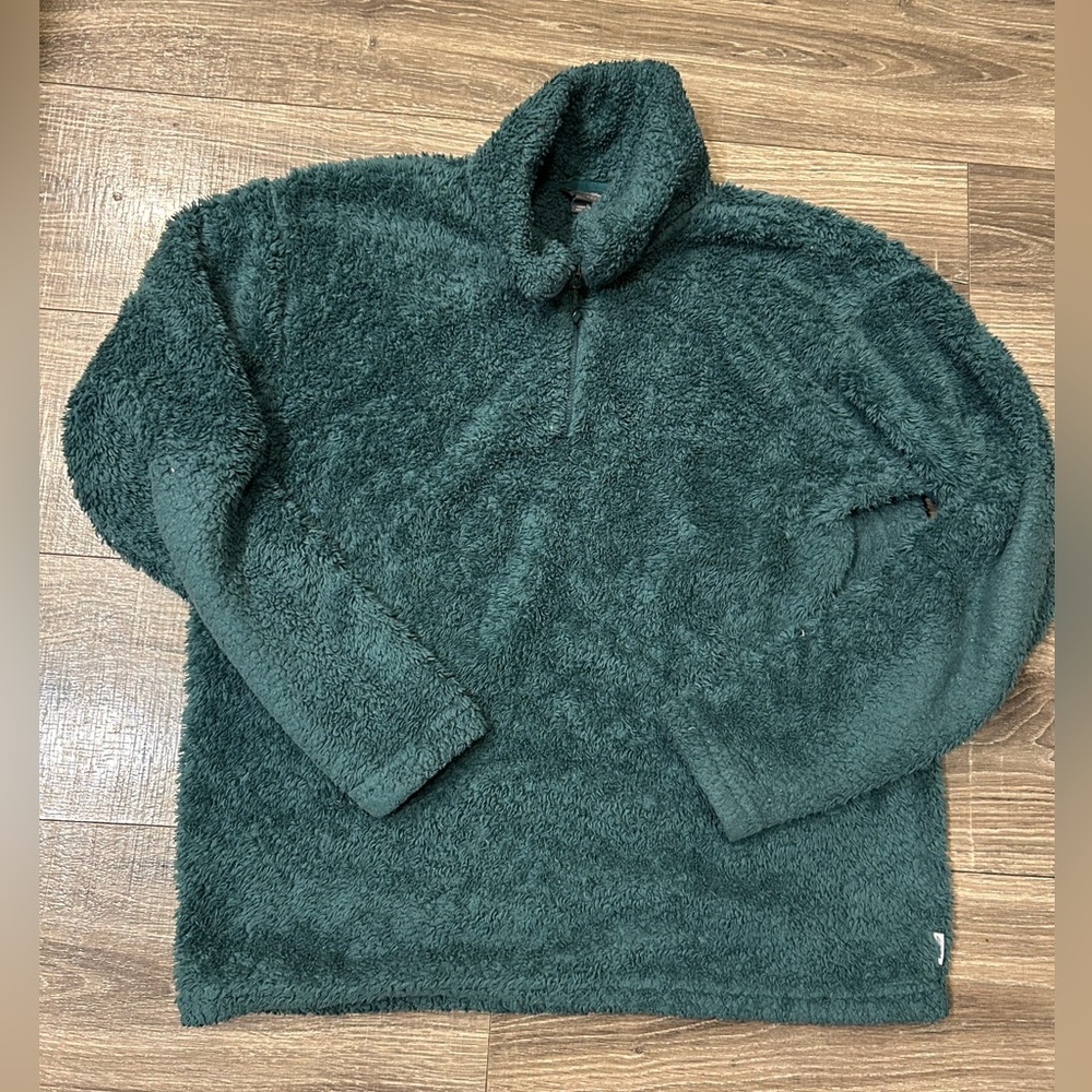 Eddie Bauer pullover